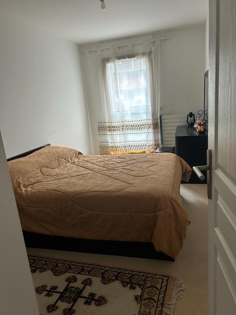 Spacious Flat Ideal For Working Or Events Apartment *