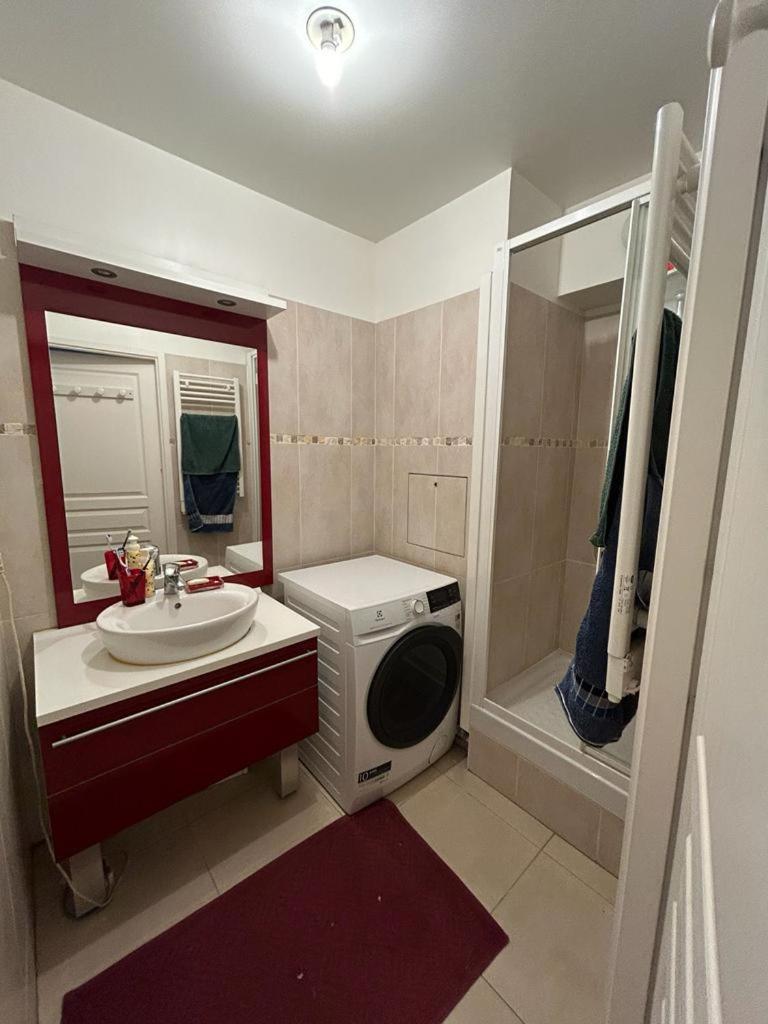 Apartment Spacious Flat Ideal For Working Or Events *